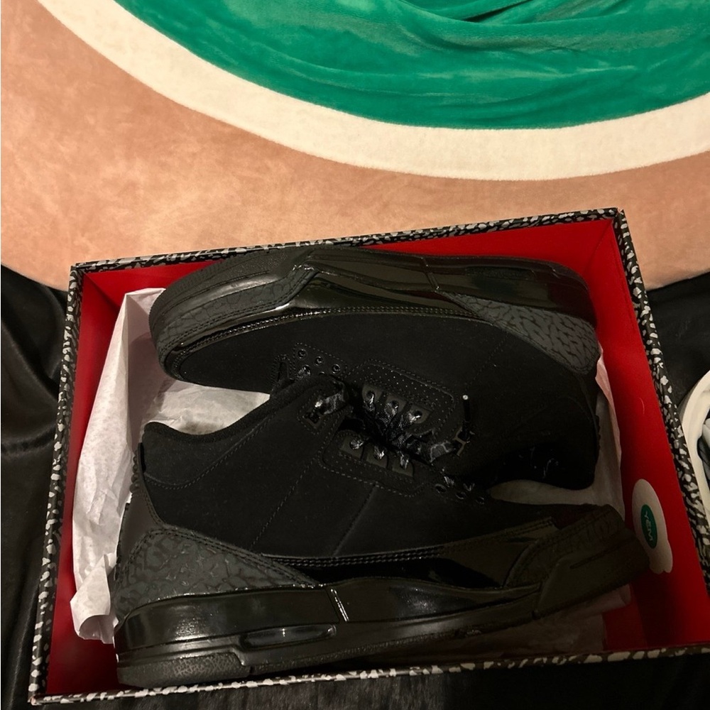 Jordan 3 Black Cat